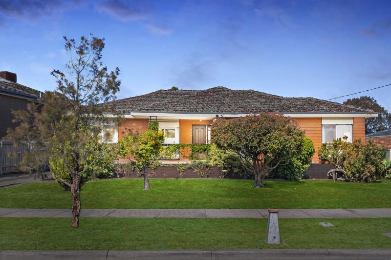 18 Narina Way, Epping