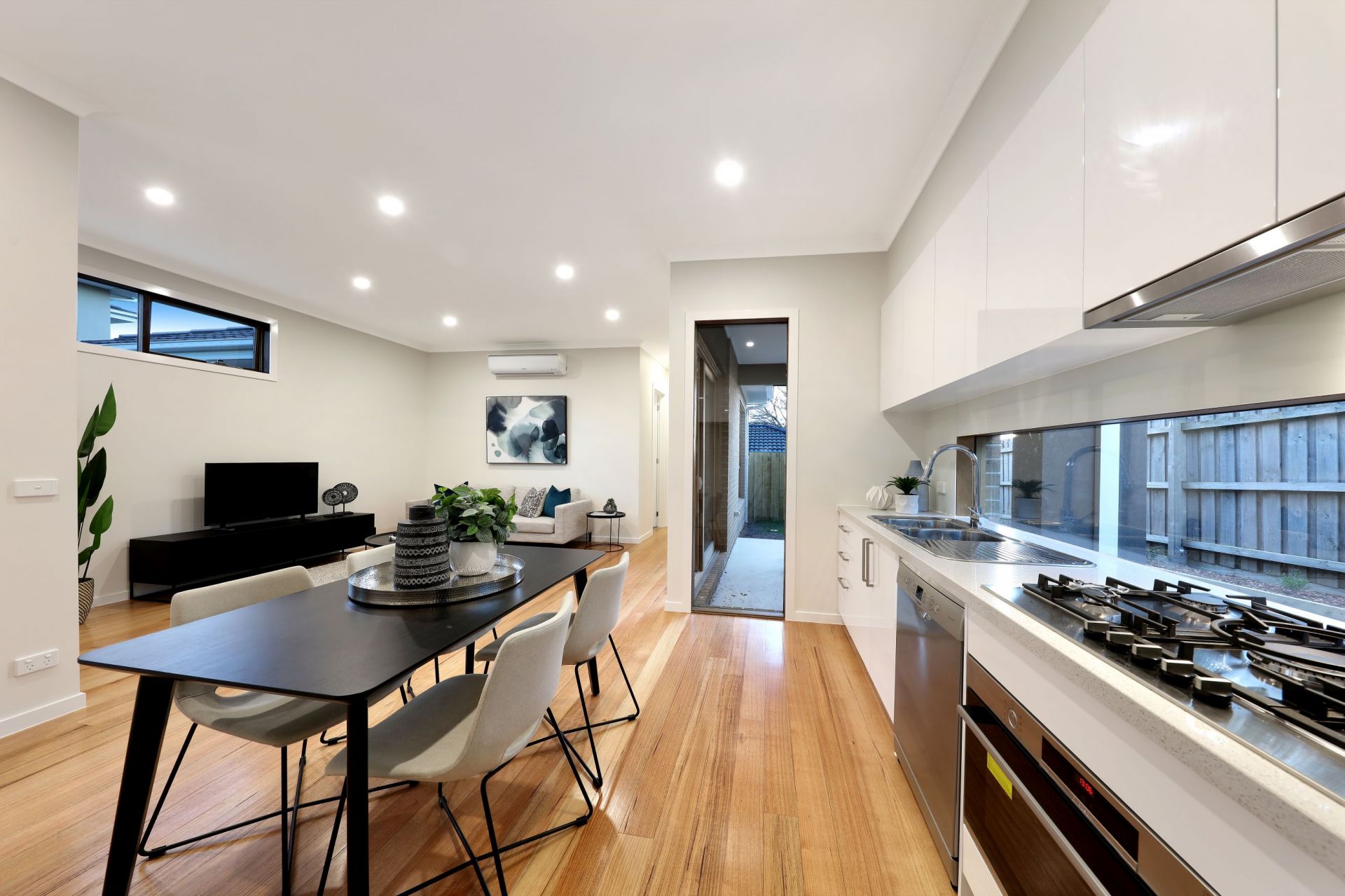 2/1418 North Road Clayton VIC, Clayton - Thumbnail 5