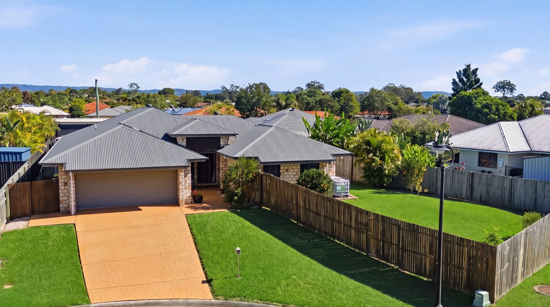 5 Parklane Court, Bellmere, Bellmere - Image 1