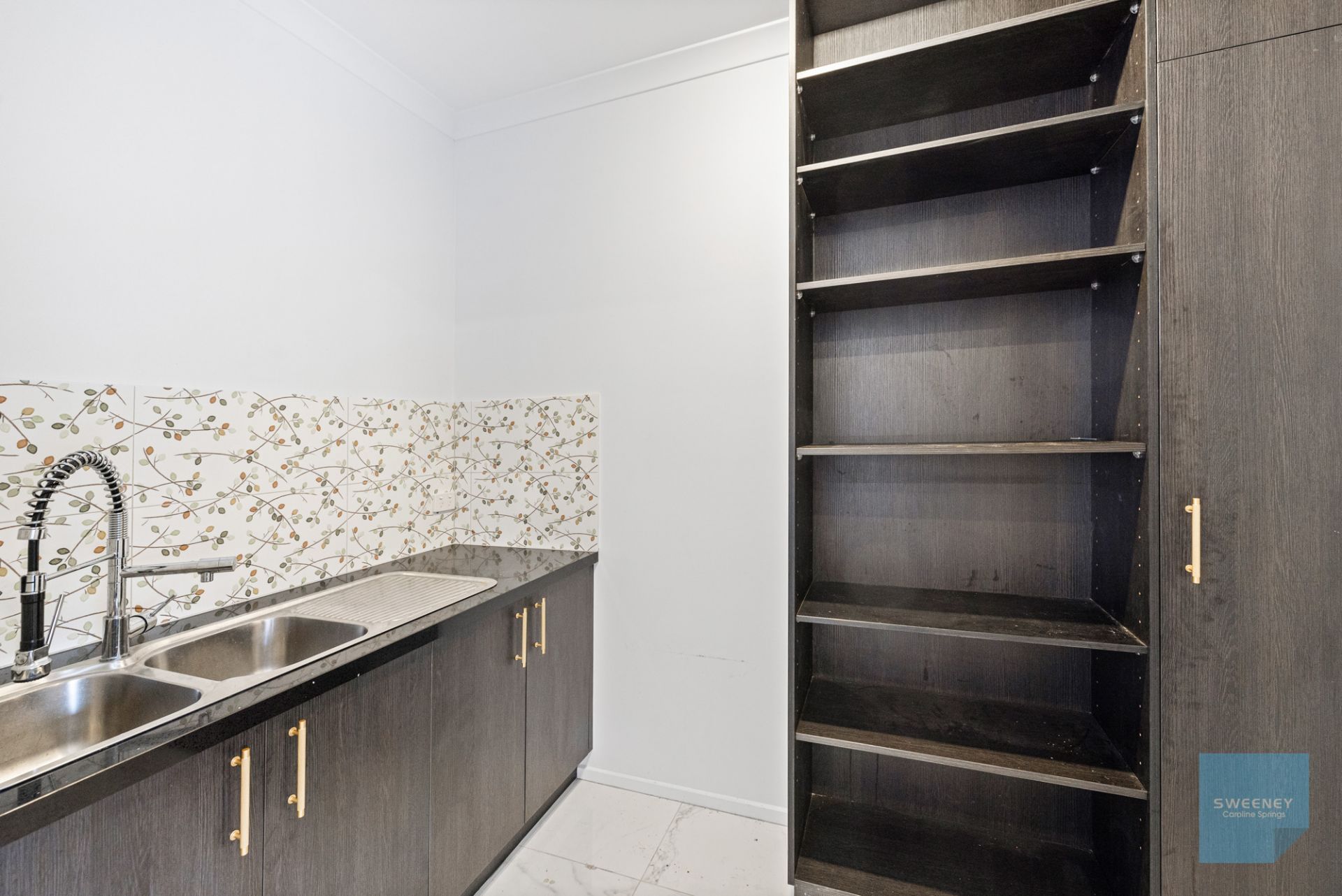 10 Brimba Road, Deanside - Thumbnail 5