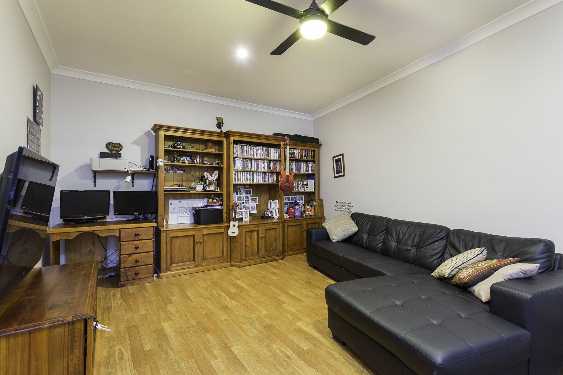 21 Trafalgar Street Engadine NSW, Engadine - Thumbnail 3