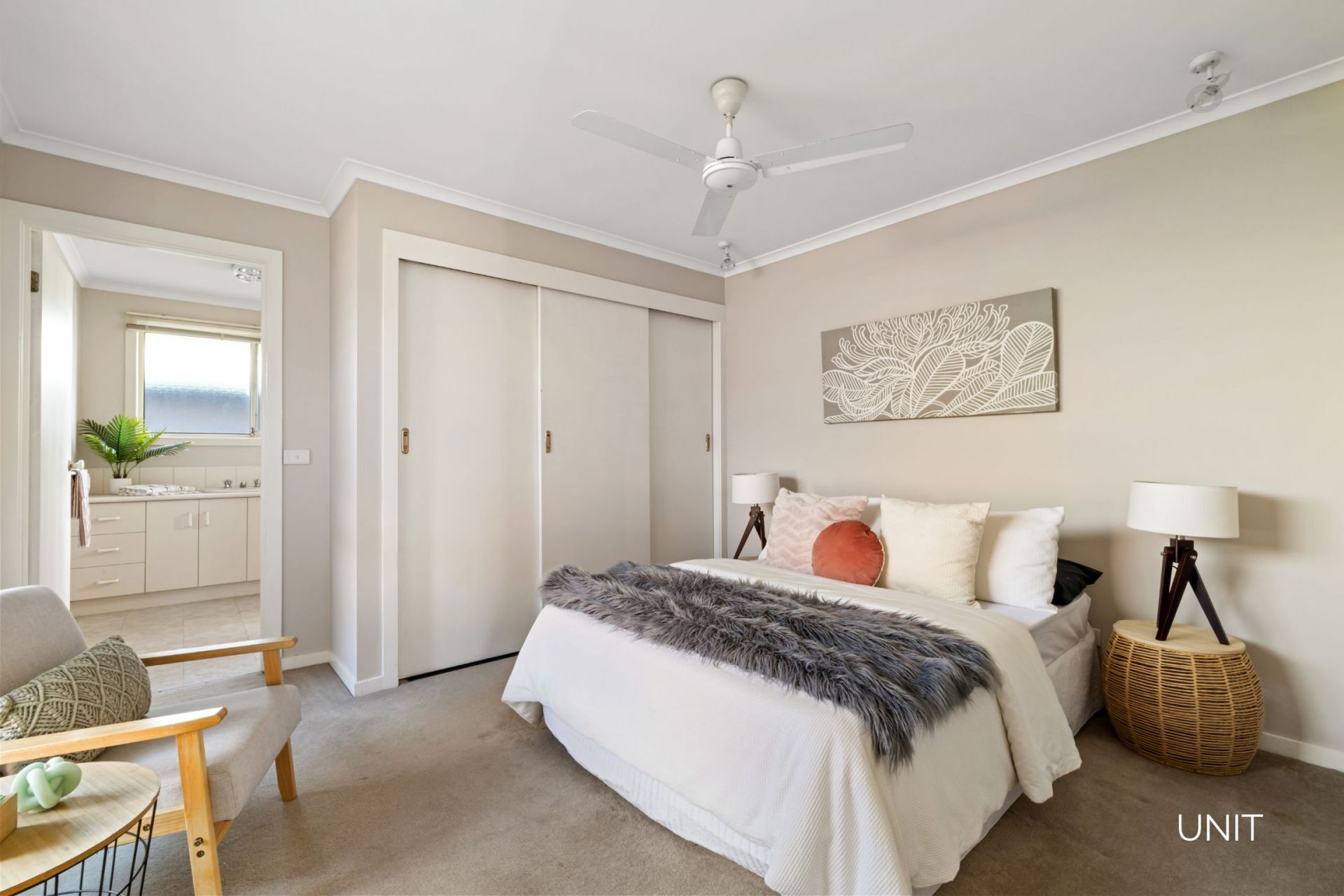 Dual Living Delight In Prime Lalor Location – Endless Possibilities!