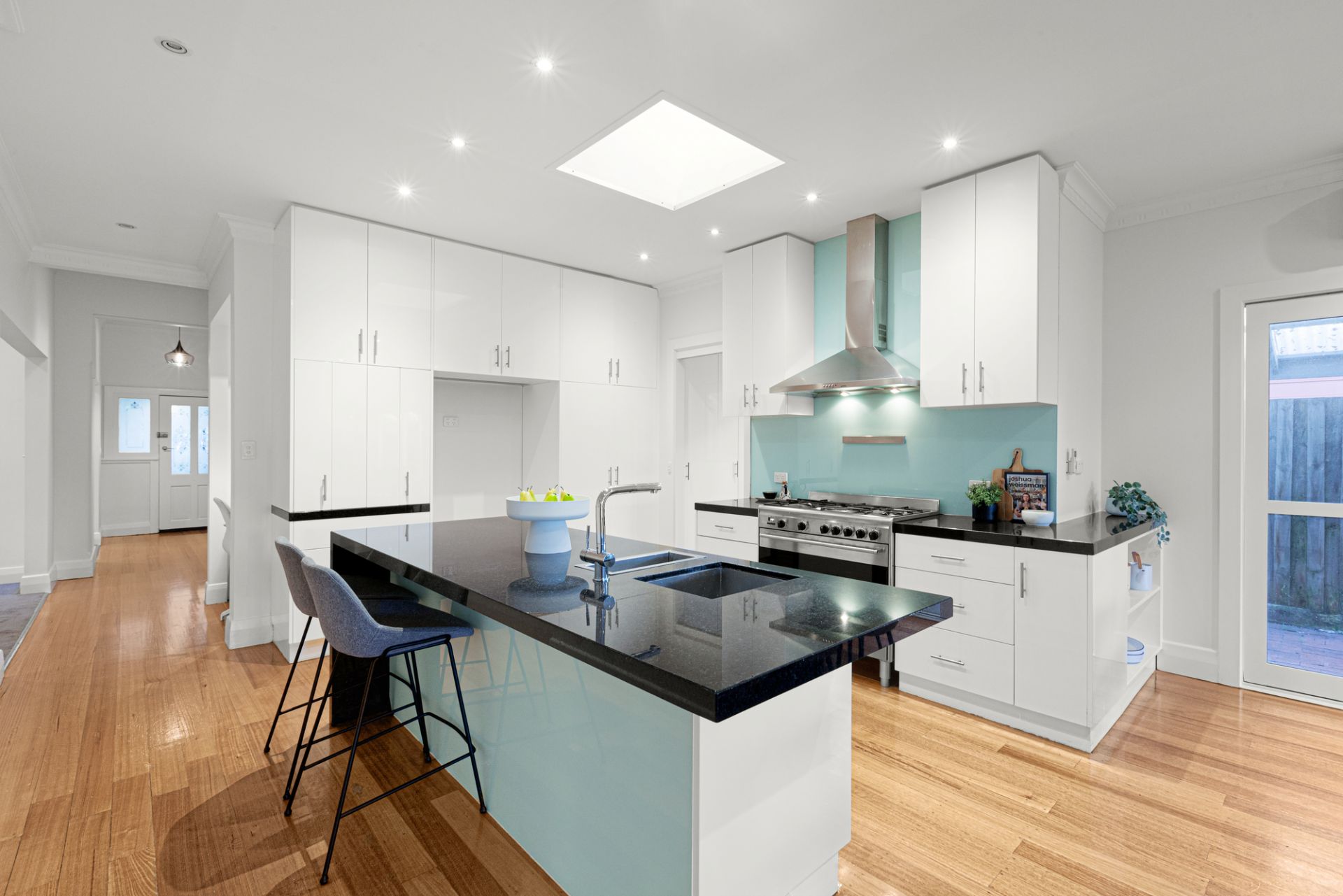 4 Saturn Street, Caulfield South, Caulfield South - Thumbnail 6