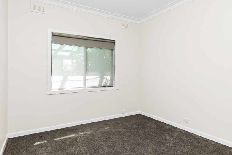 9 Larch Street, Thomastown