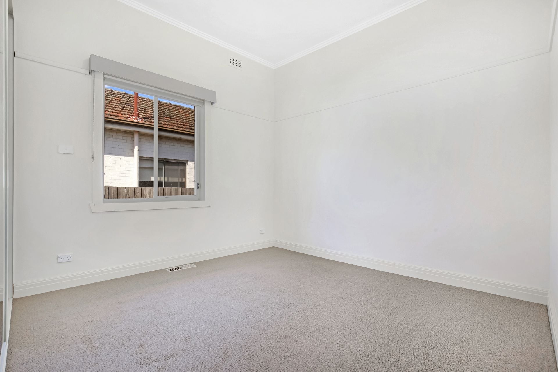 54 Royal Parade, Reservoir, Reservoir - Thumbnail 6