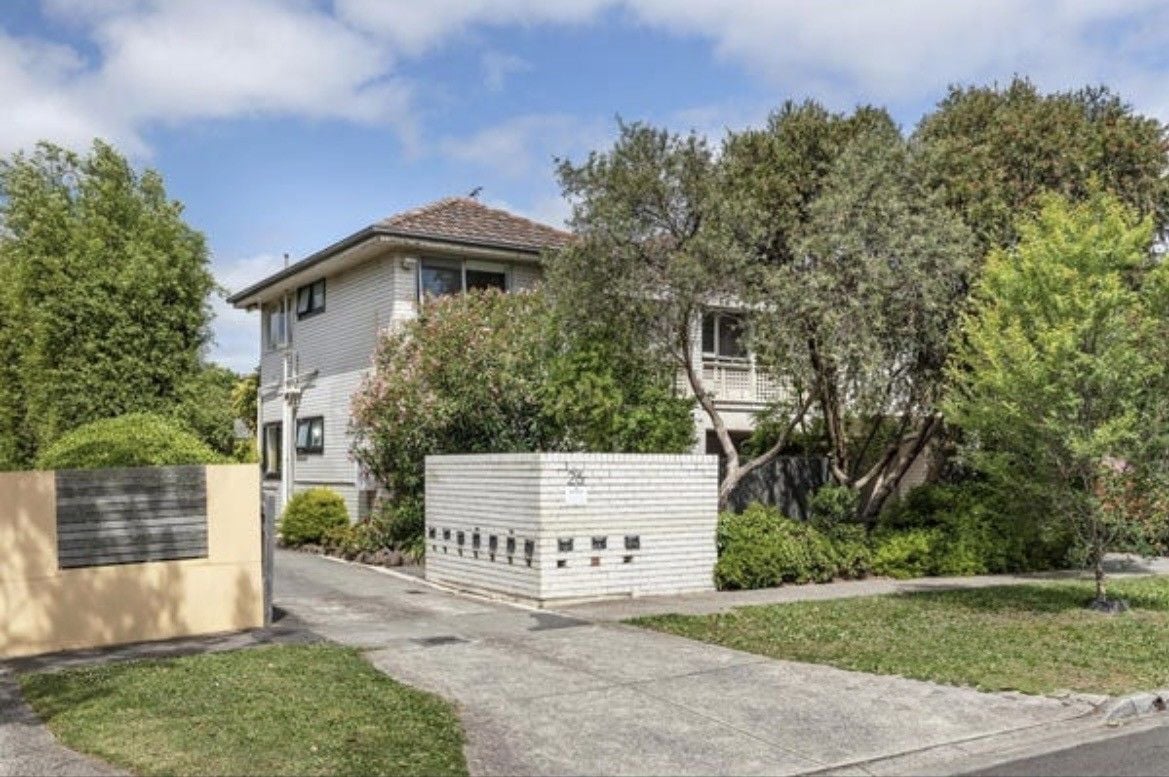 Light-Filled Living in the Heart of Northcote