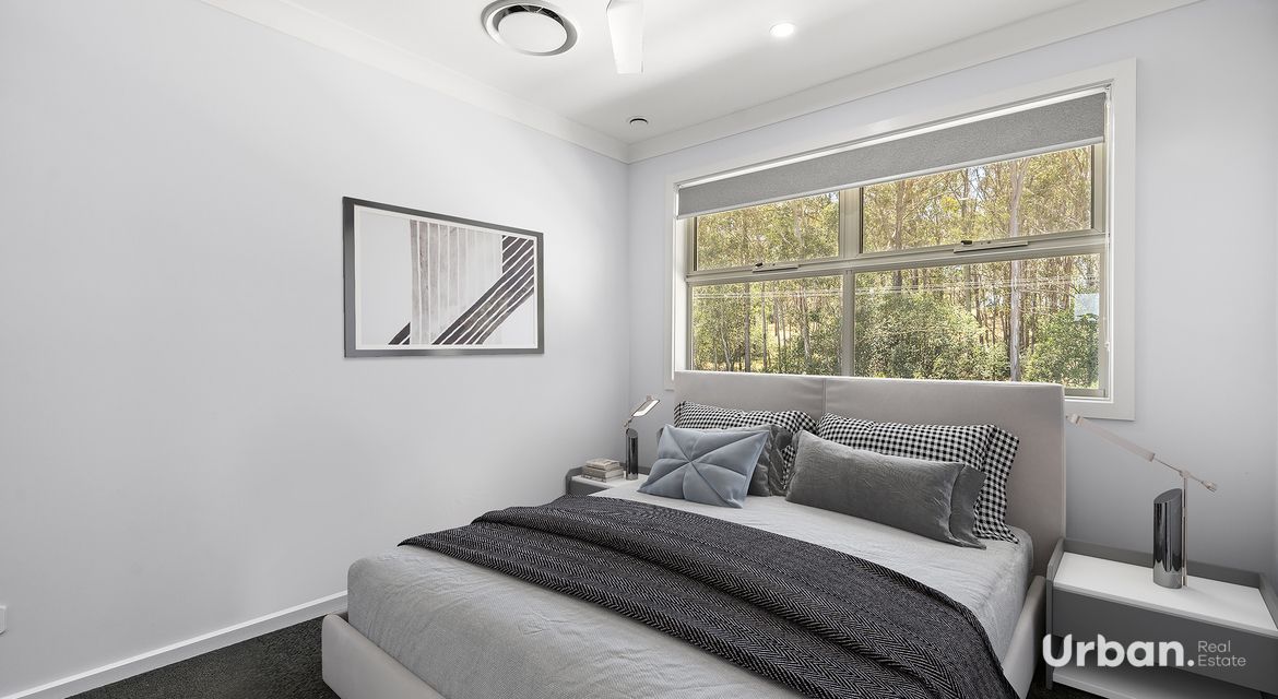 Oakville 256 Commercial Road