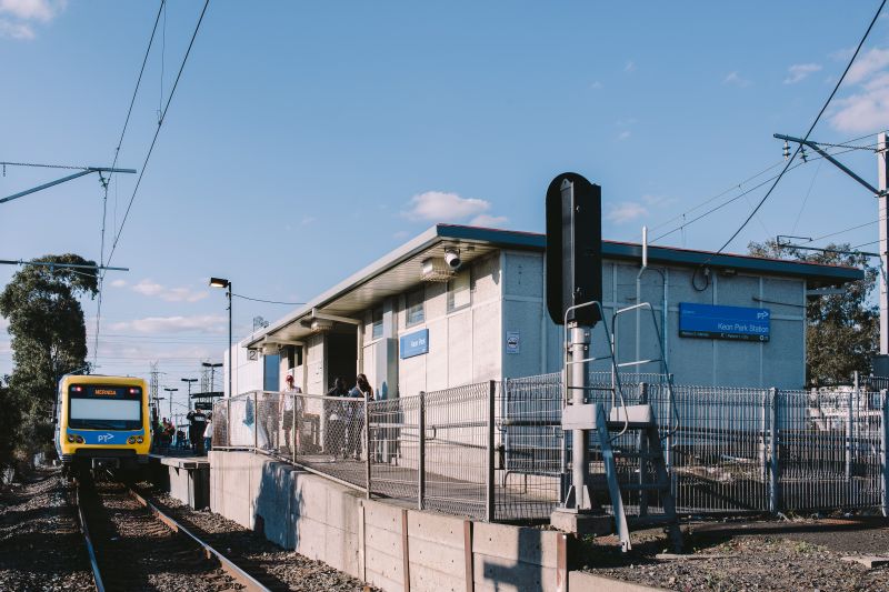 9 Larch Street, Thomastown