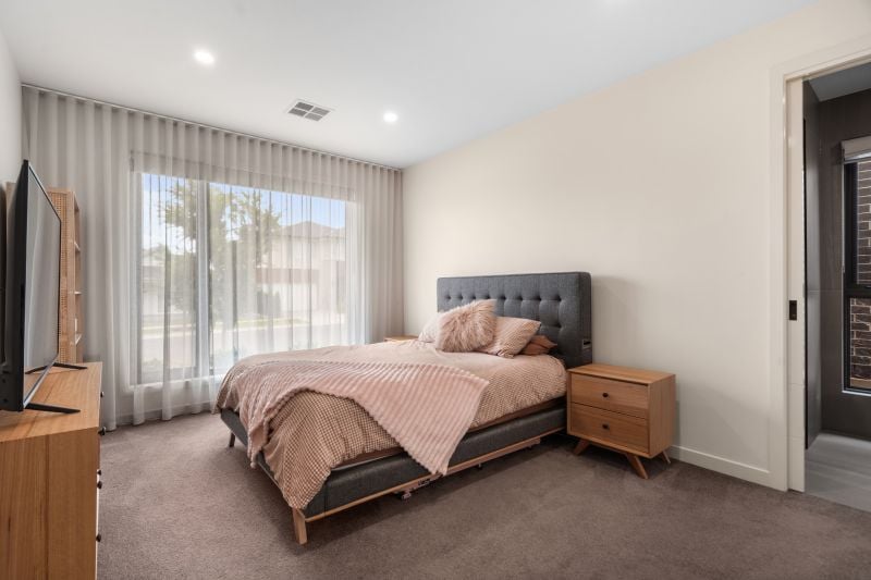 23 Pony Drive, Greenvale