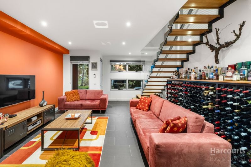 16 Caravel Lane, Caroline Springs