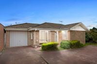 2/39 Bemersyde Drive, Berwick VIC