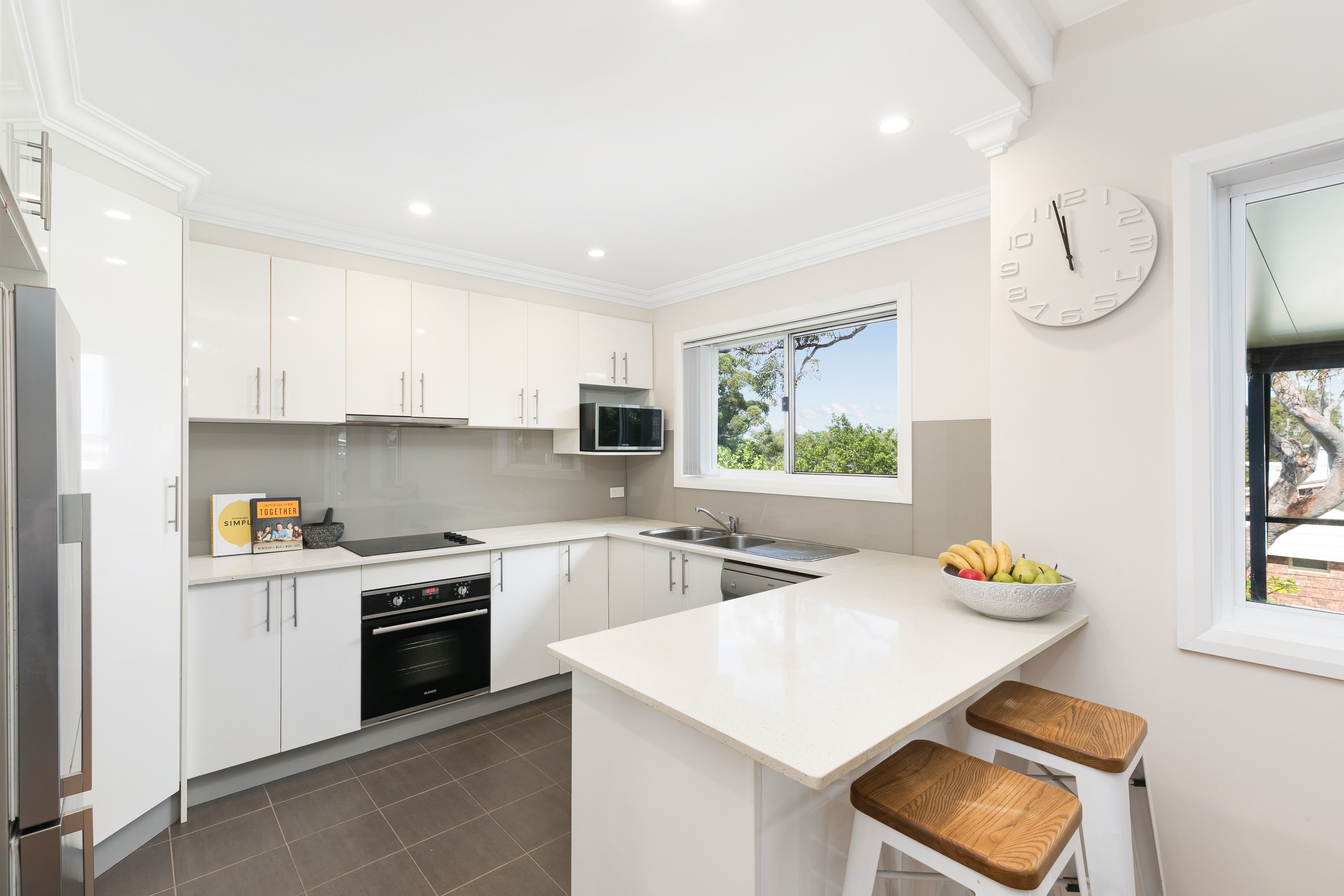 40 Snowden Avenue SYLVANIA 2224