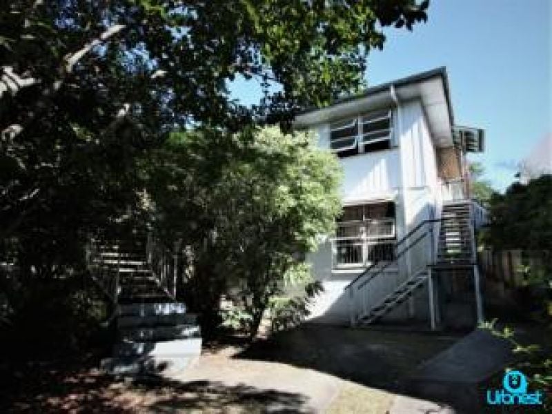 4/14 Kennington Road Camp Hill QLD