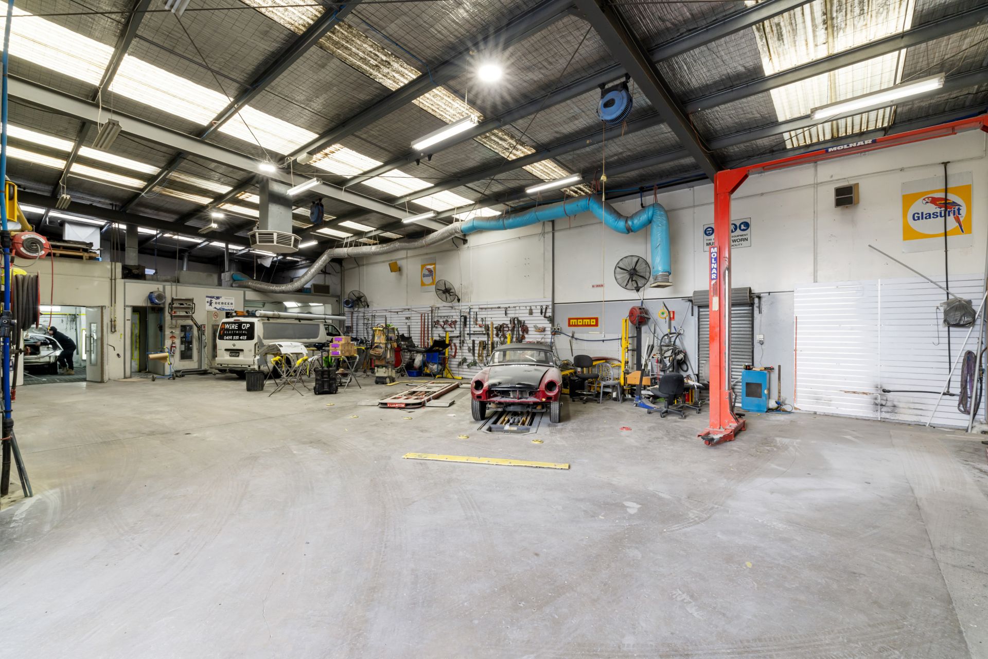 Secure 440m2 (approx.) Industrial Warehouse / Panel Shop
