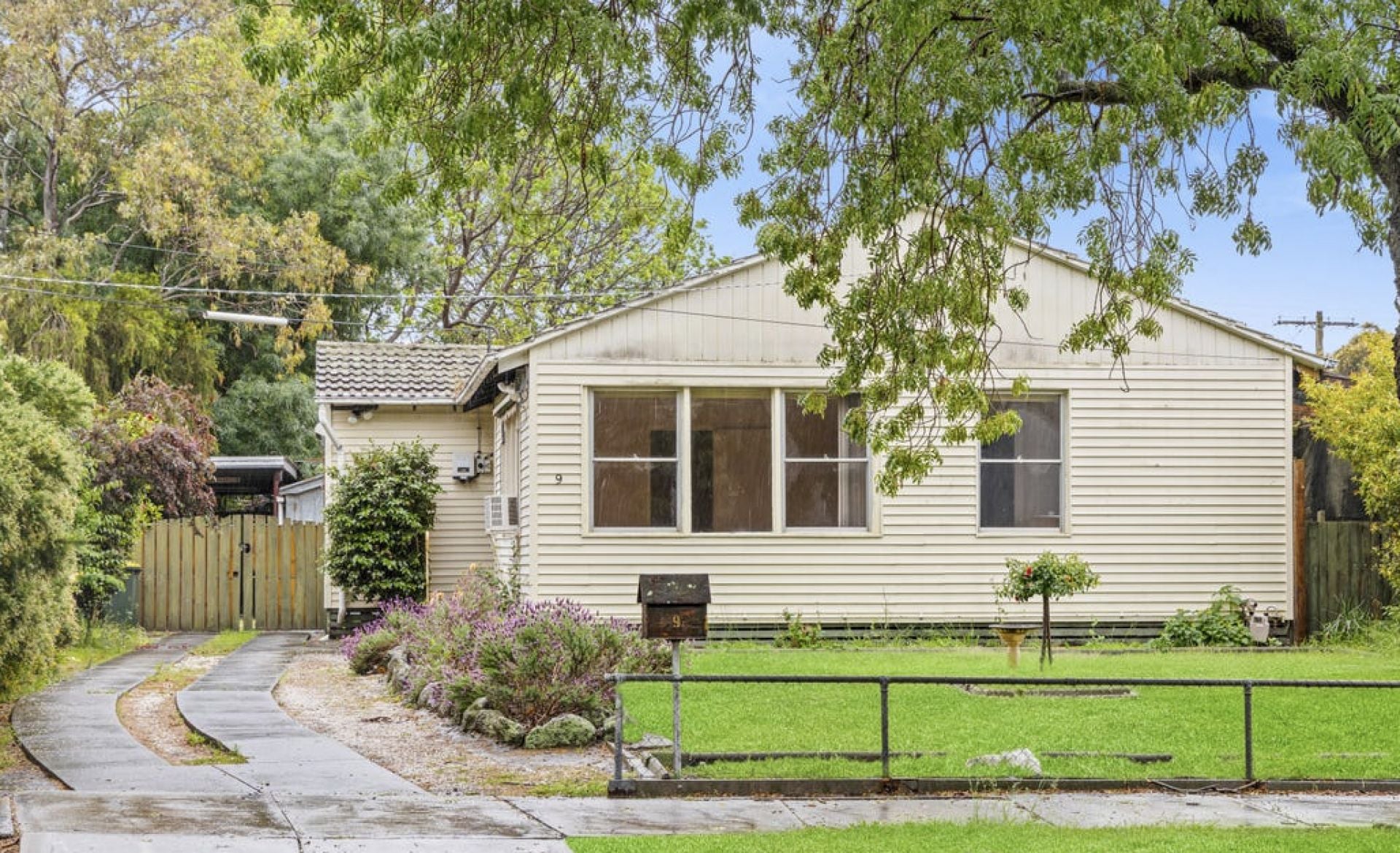 9 Tallowwood Street, Frankston North VIC