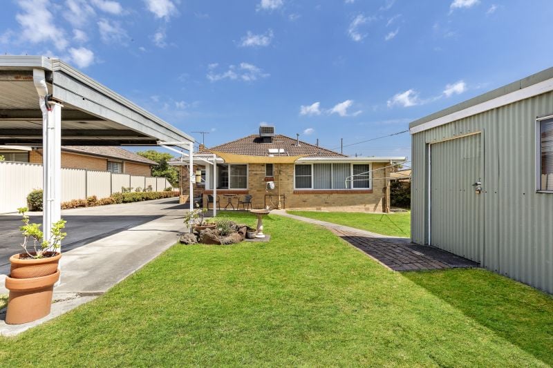 52 Allenby Avenue, Reservoir