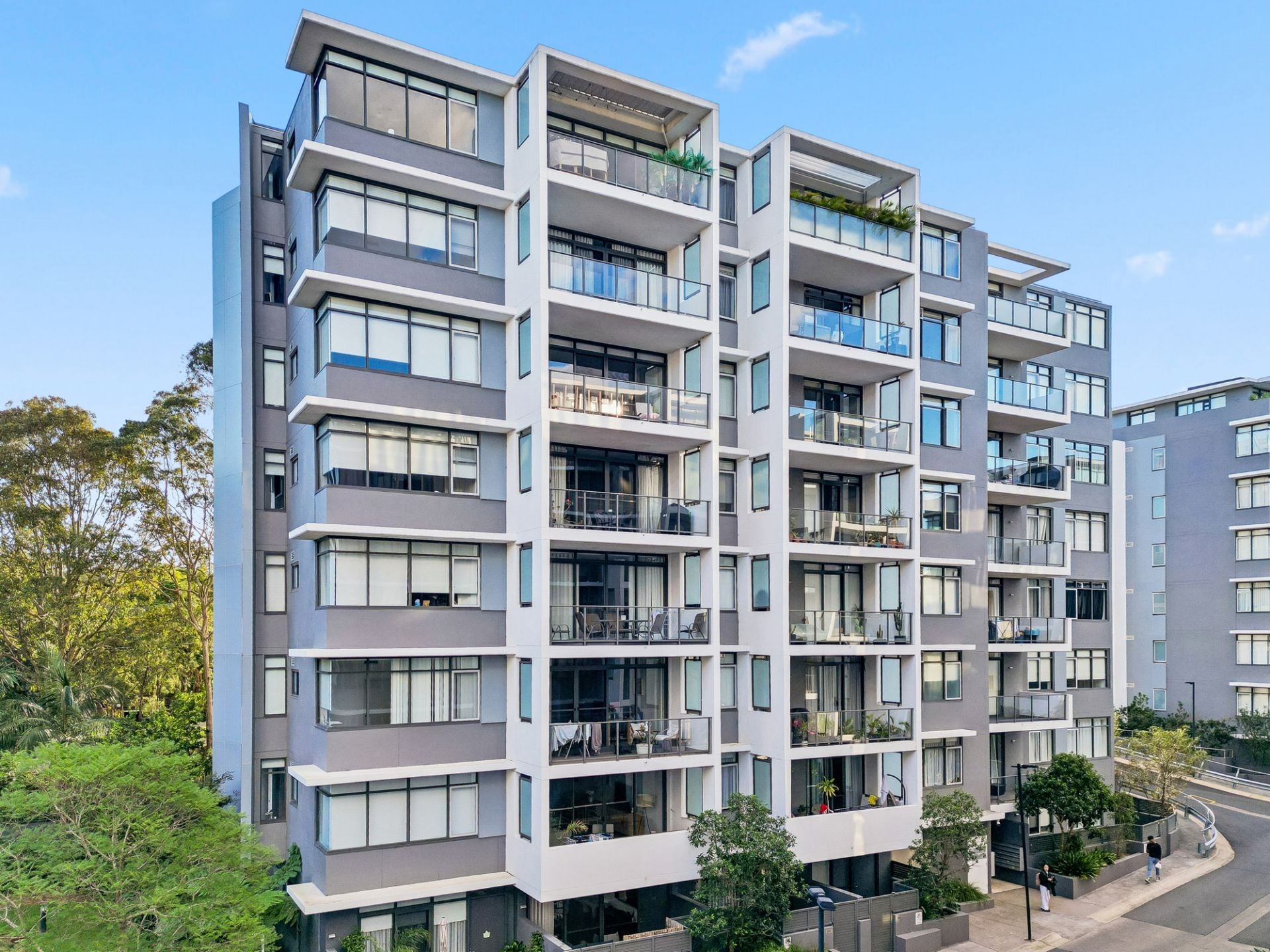 702/10 Waterview Drive, Lane Cove