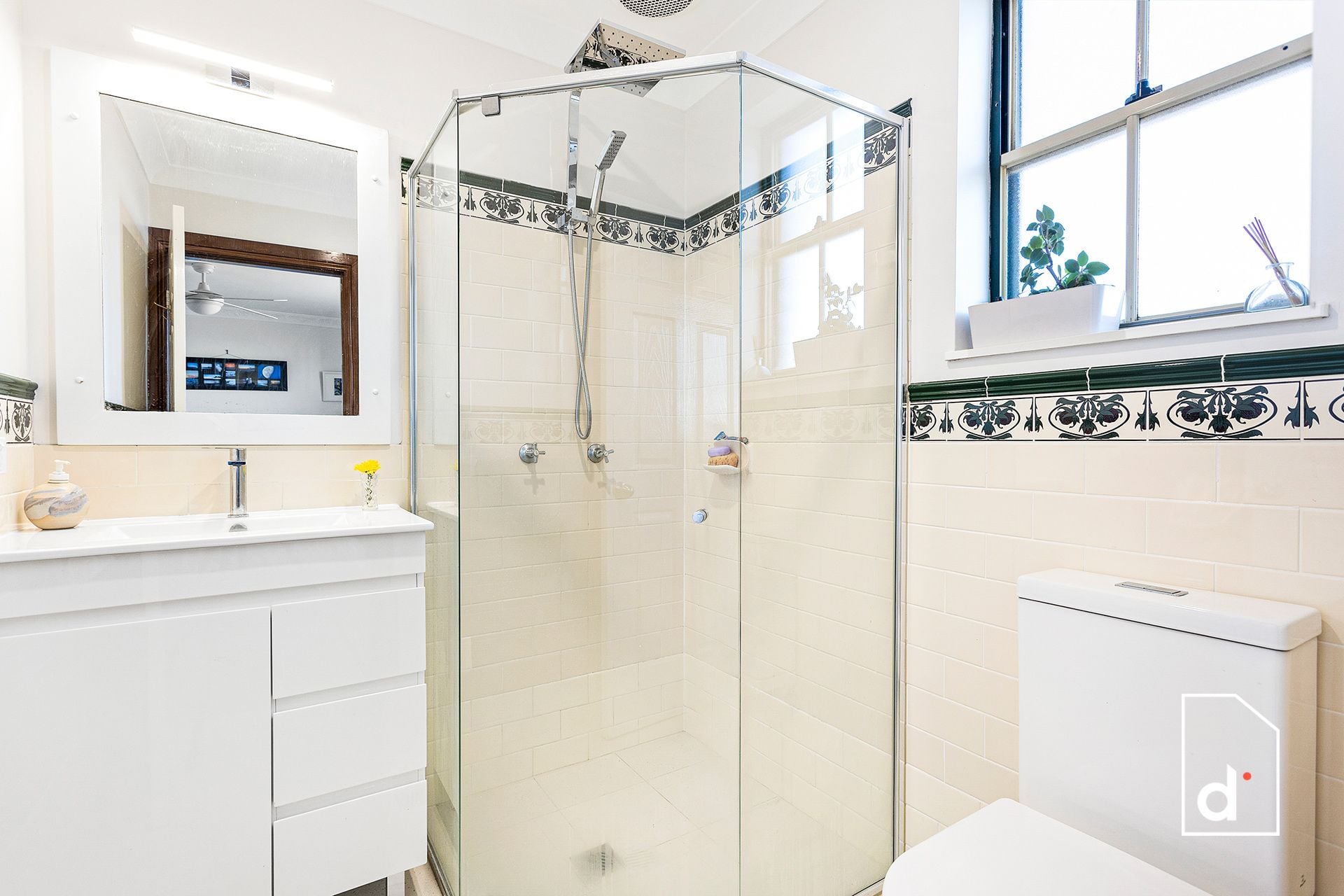 2/63 Bank Street, Wollongong NSW