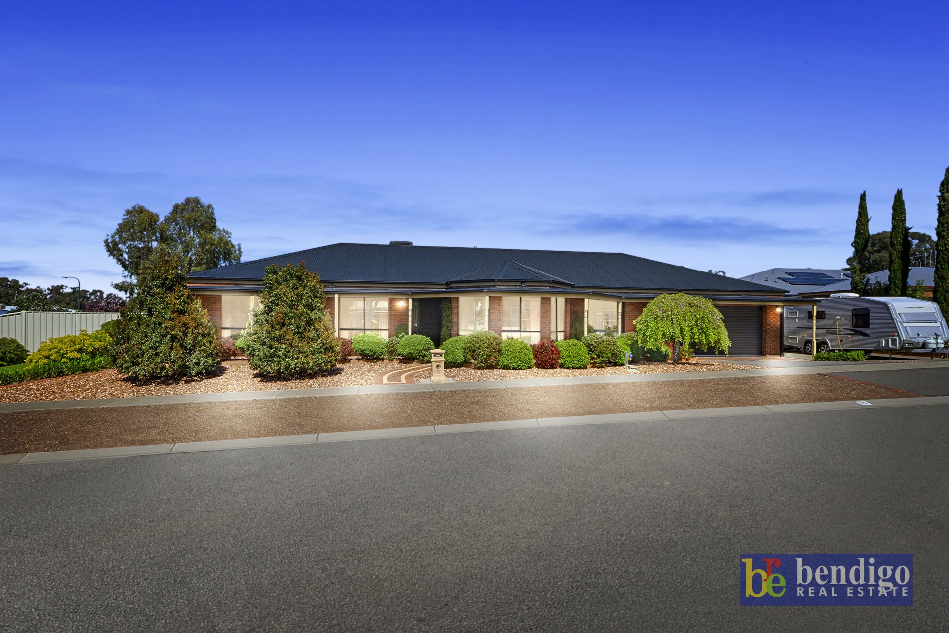 11 Woodlands Drive Eaglehawk VIC, Eaglehawk - Image 1