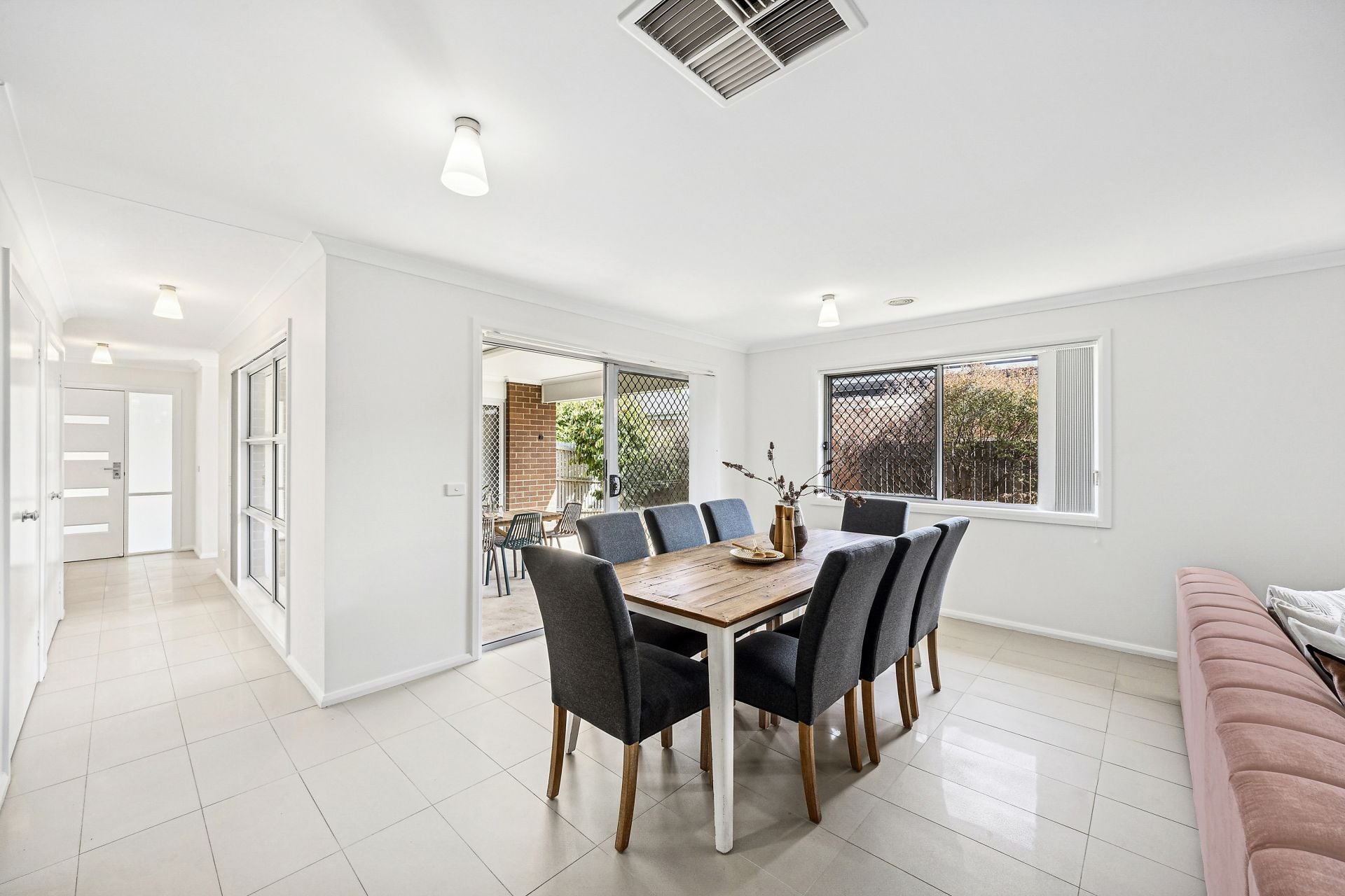 19 Rylstone Crescent, Crace, Crace - Thumbnail 8