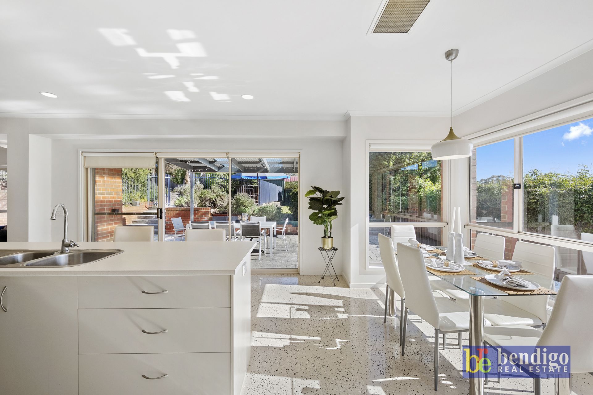 7 Bonnie Brae Court Spring Gully VIC, Gully - Thumbnail 5