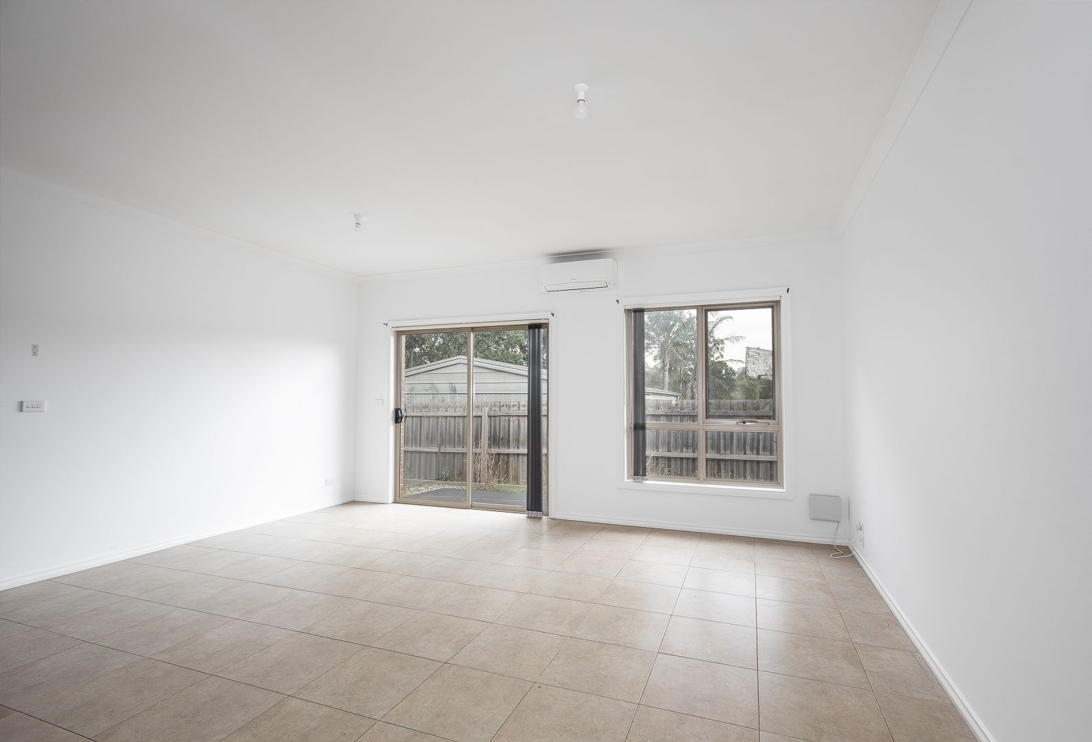 Hidden Gem: 2-Bedroom Unit