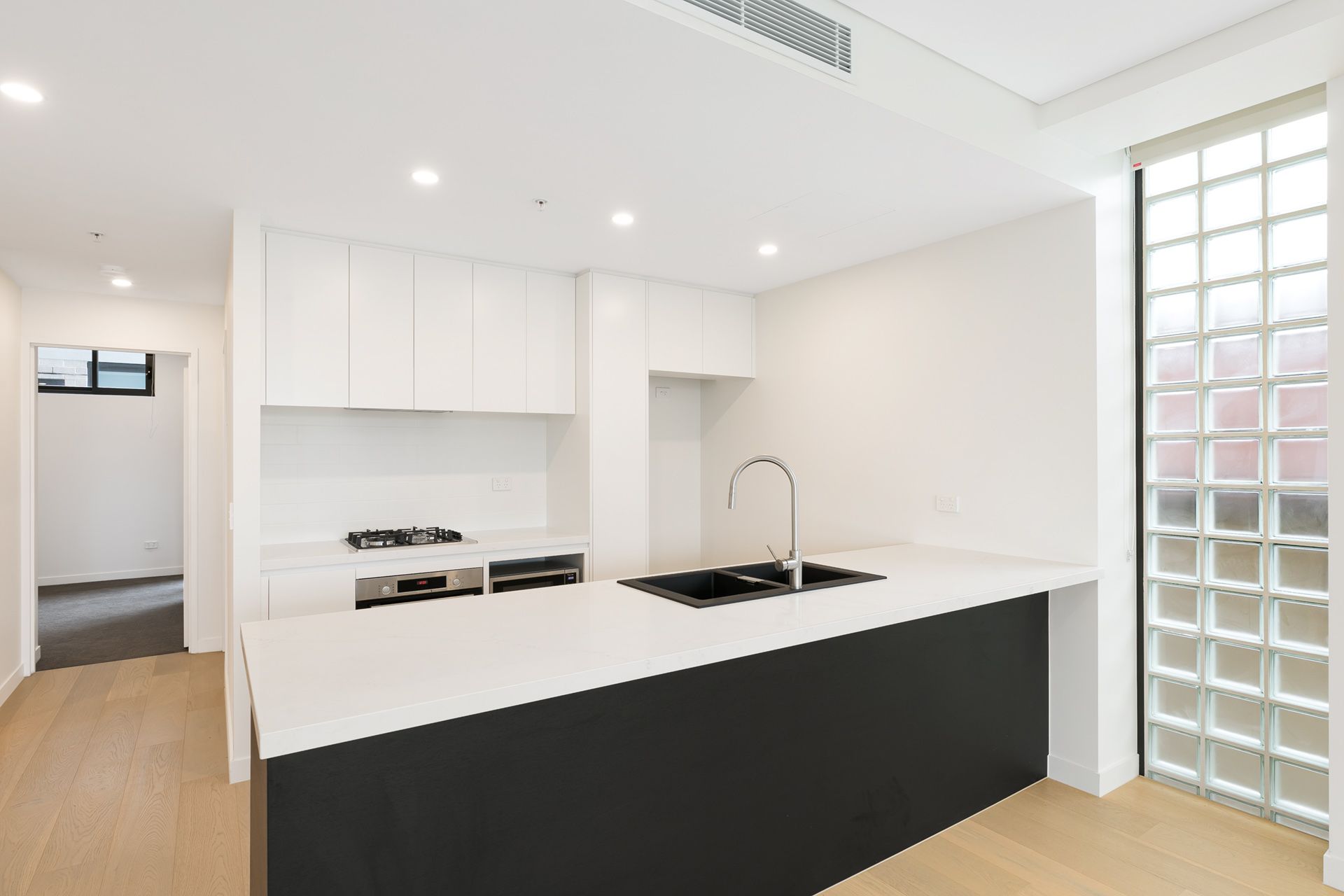 103/102-104 Caldarra Avenue ENGADINE 2233