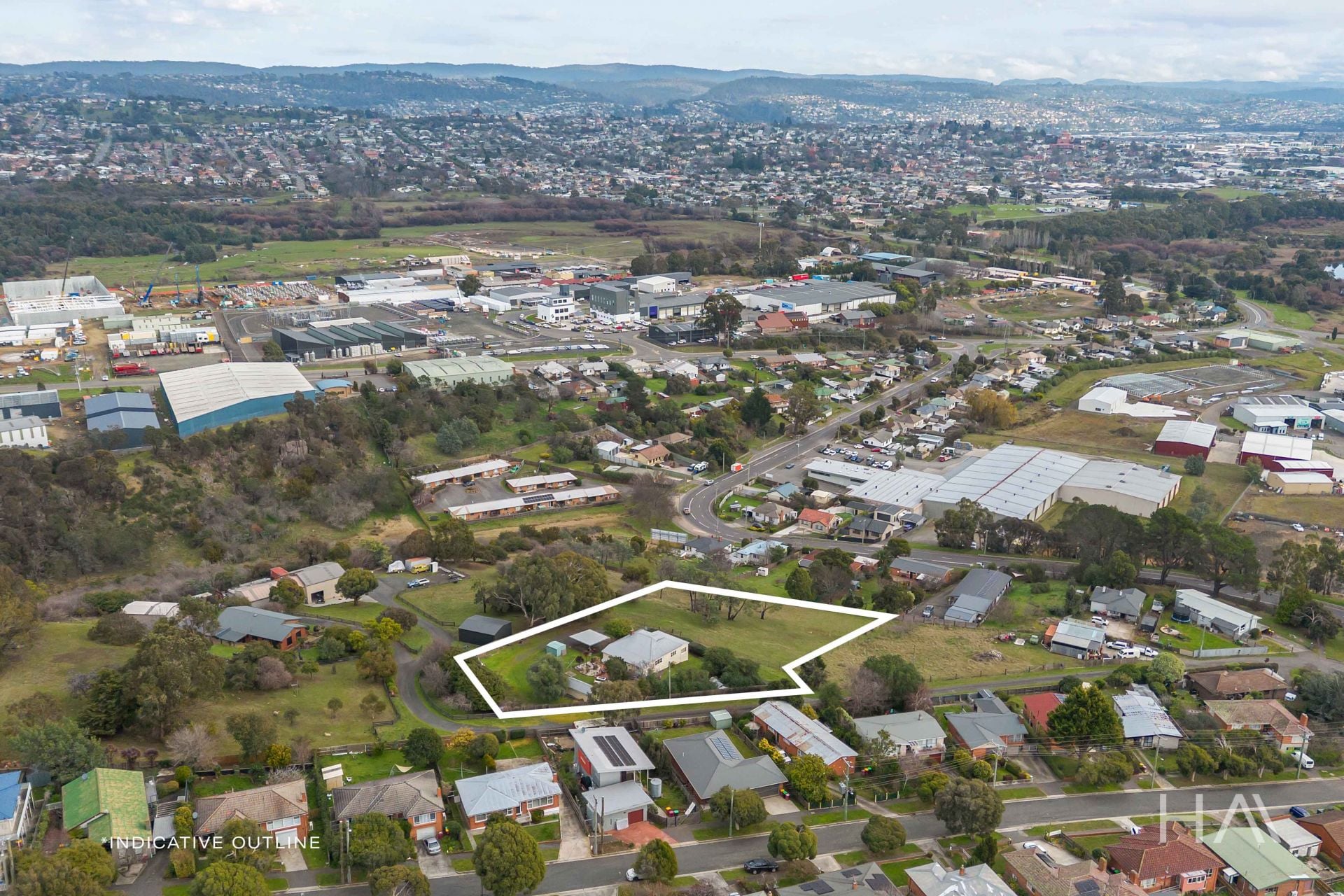 32 Brookes Court Waverley, Waverley - Image 1
