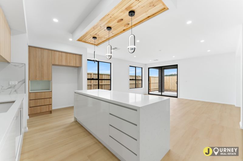 2 Spinosa Road, Sunbury VIC, Sunbury - Thumbnail 7