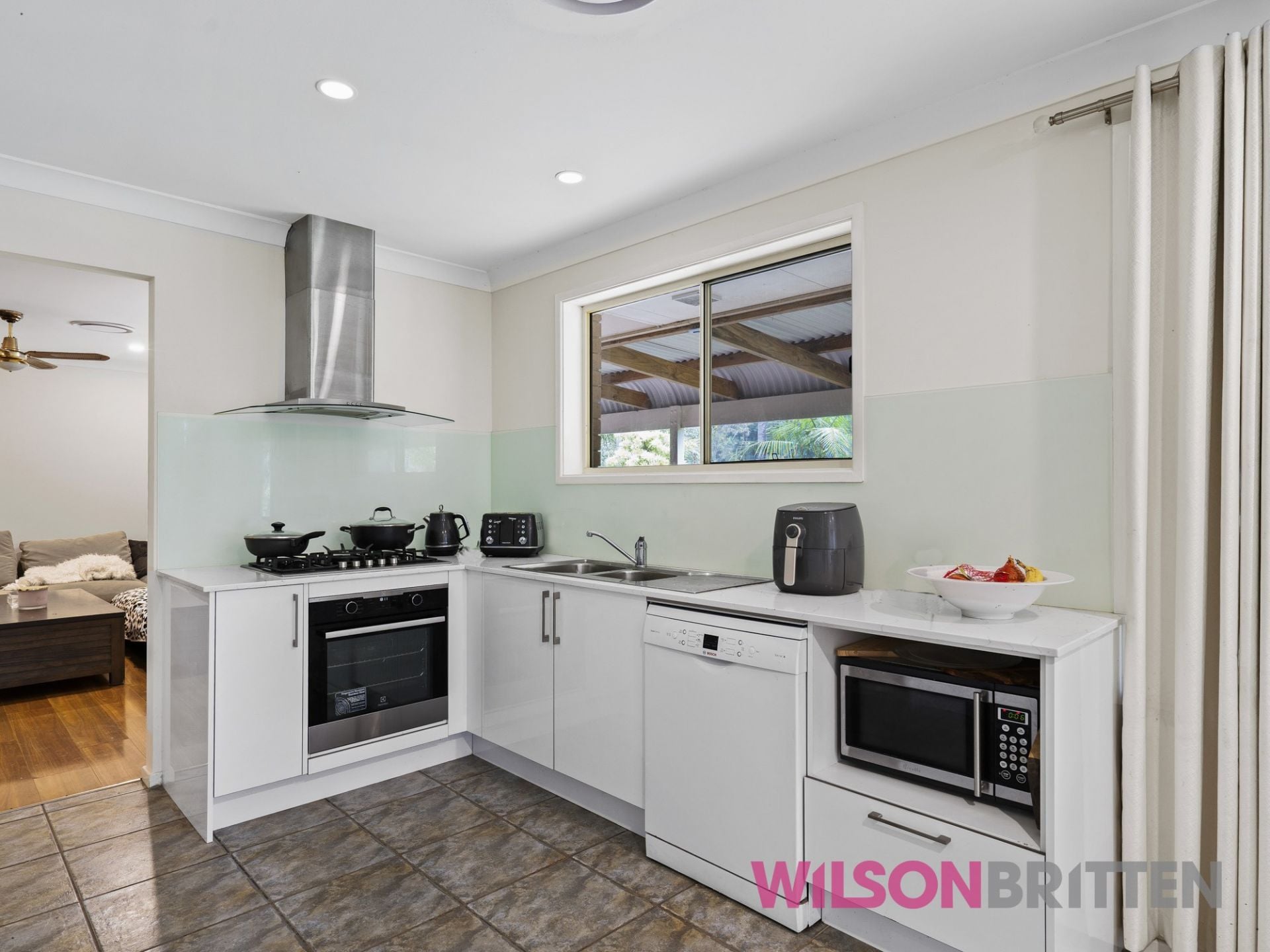 10 Bellwood Close TUGGERAH NSW, Tuggerah - Thumbnail 8