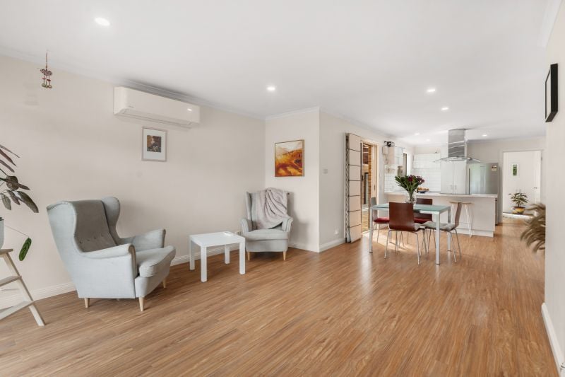 9 Marsden Walk, Roxburgh Park