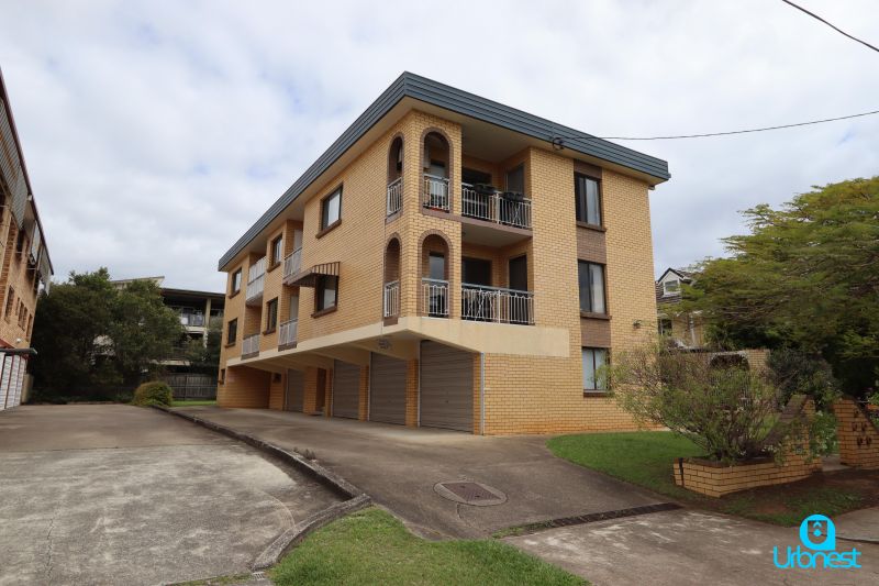 Spacious & Stylish Living in the Heart of Clayfield