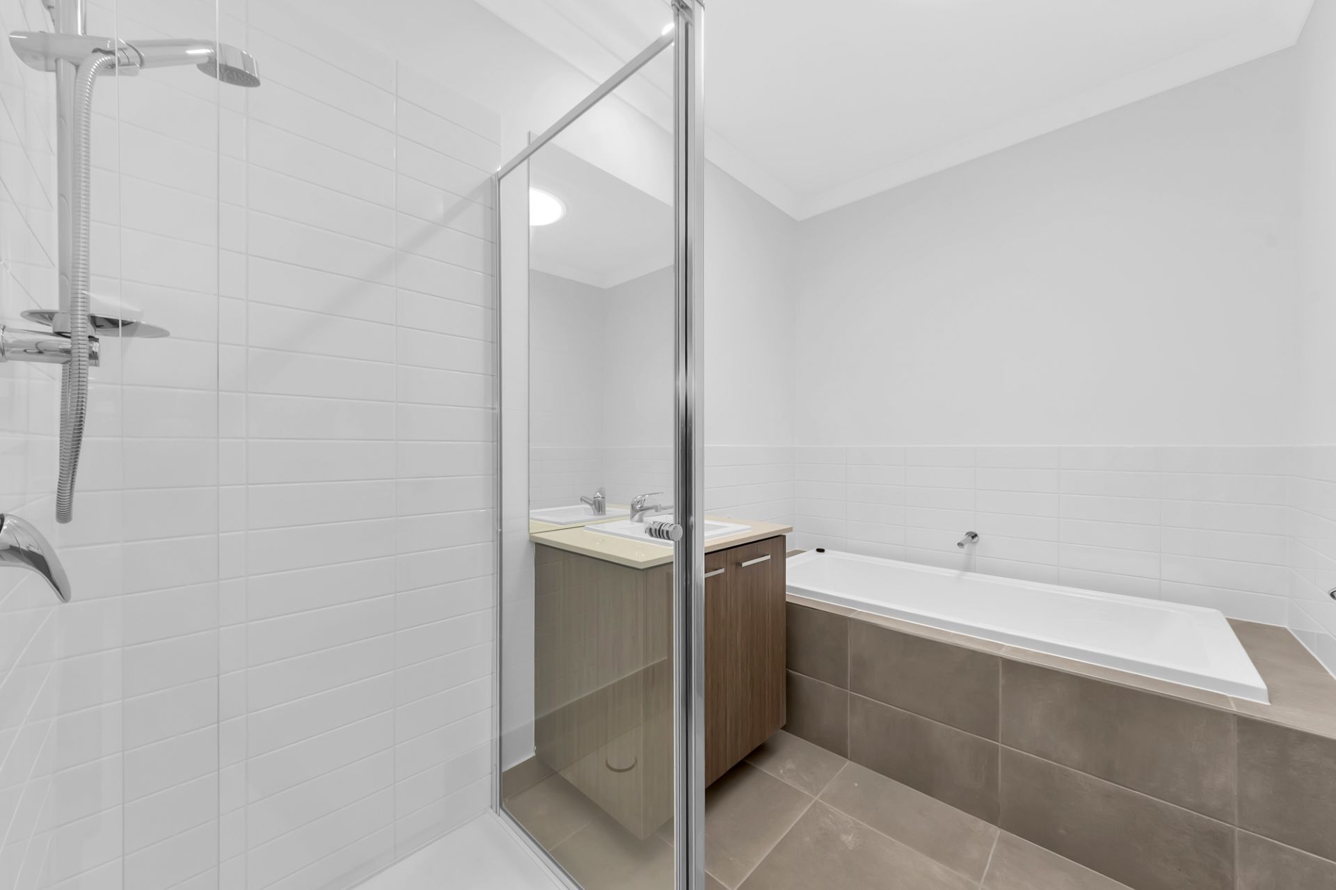 Modern & Low-Maintenance Living