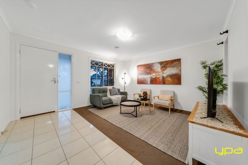 35 Kulkami Way Cranbourne West VIC, Cranbourne West - Thumbnail 2