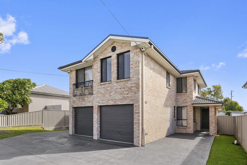 3B Woodfield Boulevarde CARINGBAH 2229