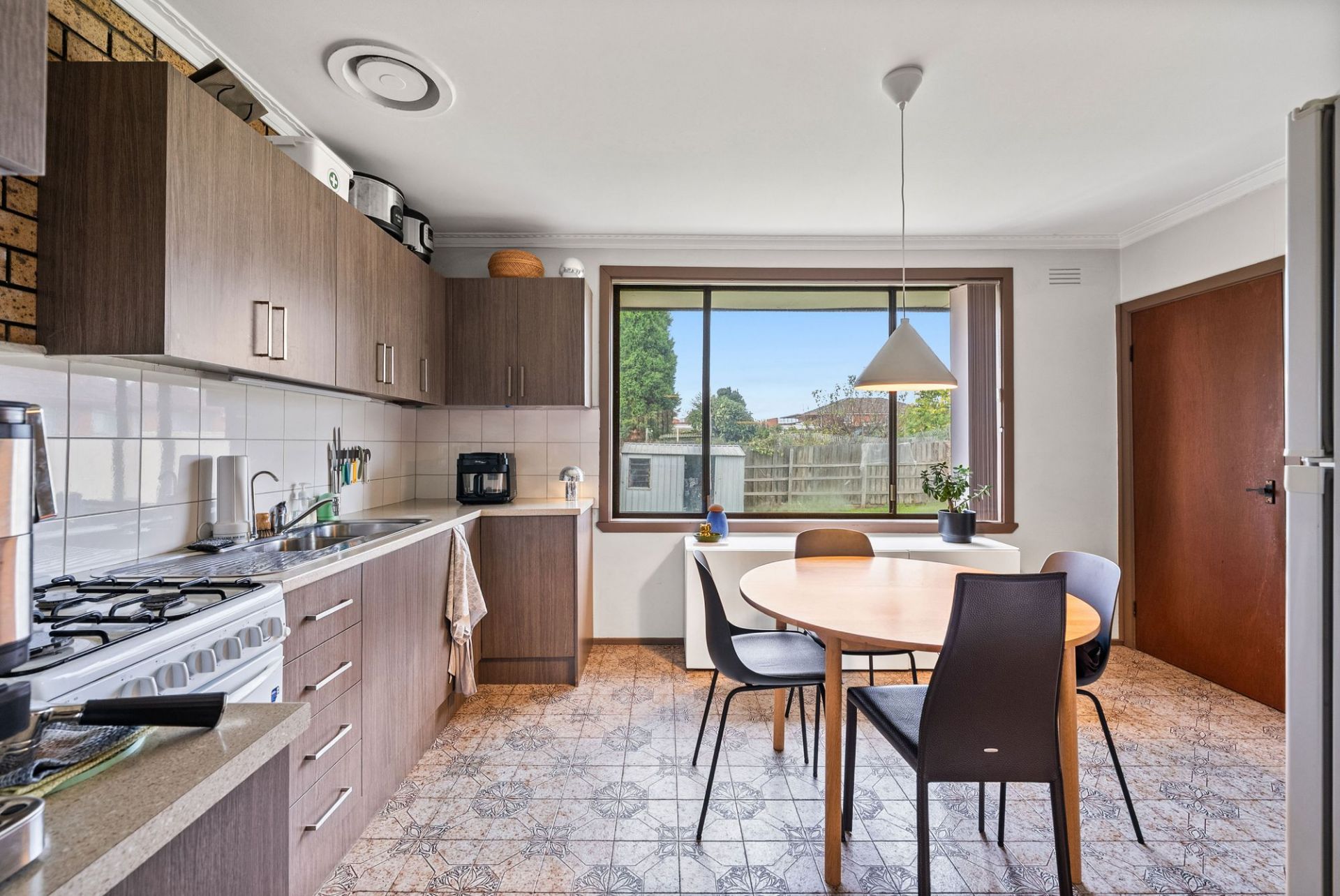 Spacious Semi-Detached Unit with Rare Huge Backyard