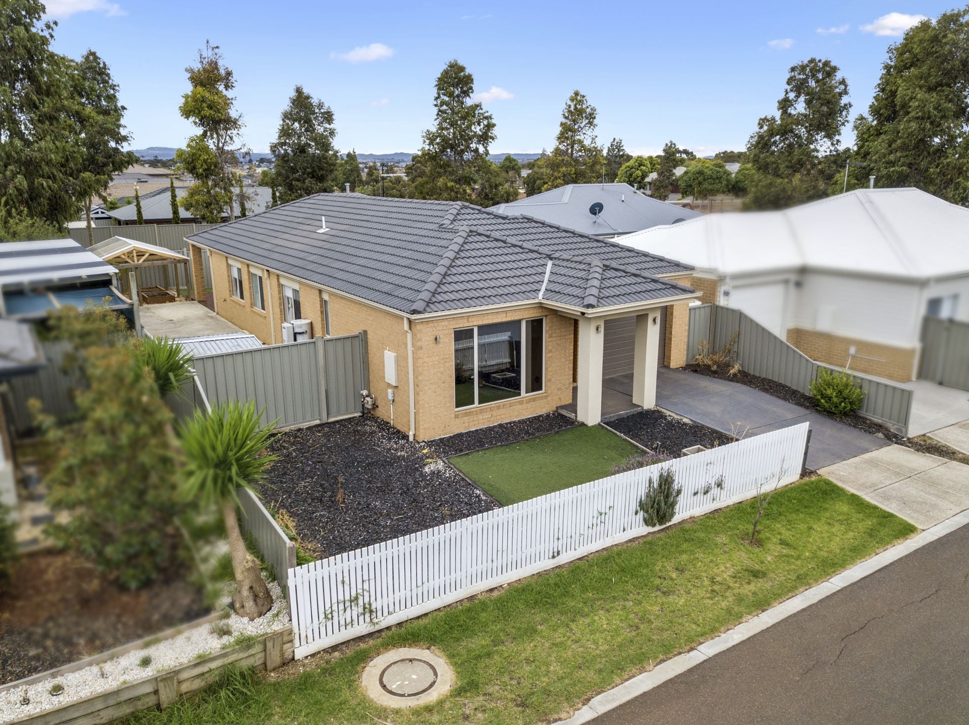5 Orton Crescent, Maddingley, Maddingley - Thumbnail 2