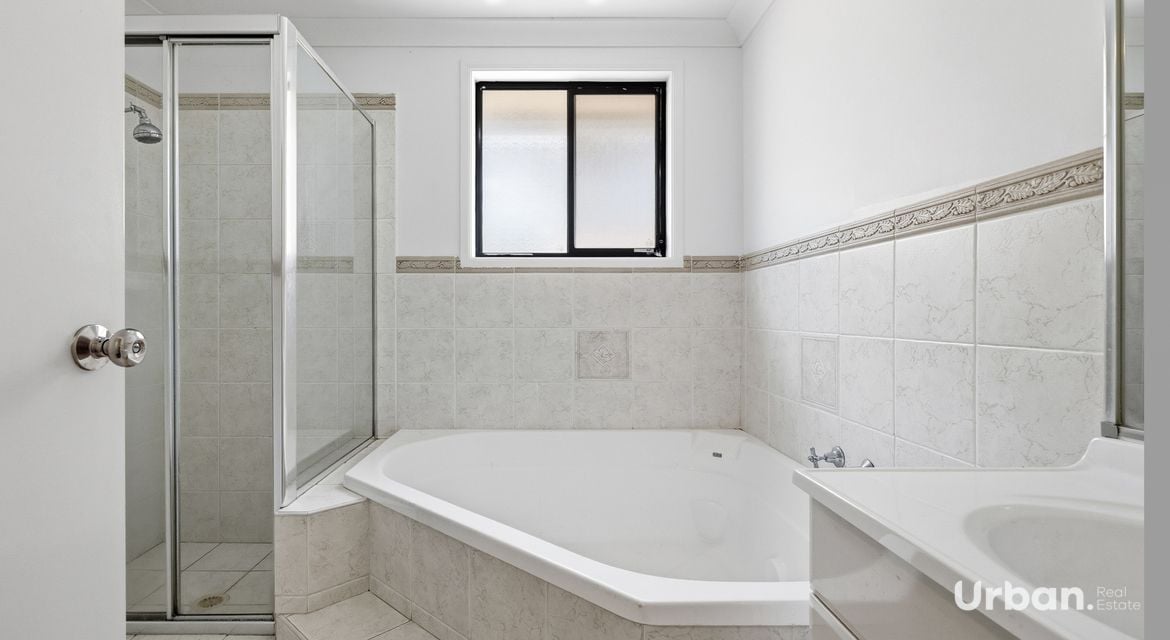 West Hoxton 20 Winnaleah Street