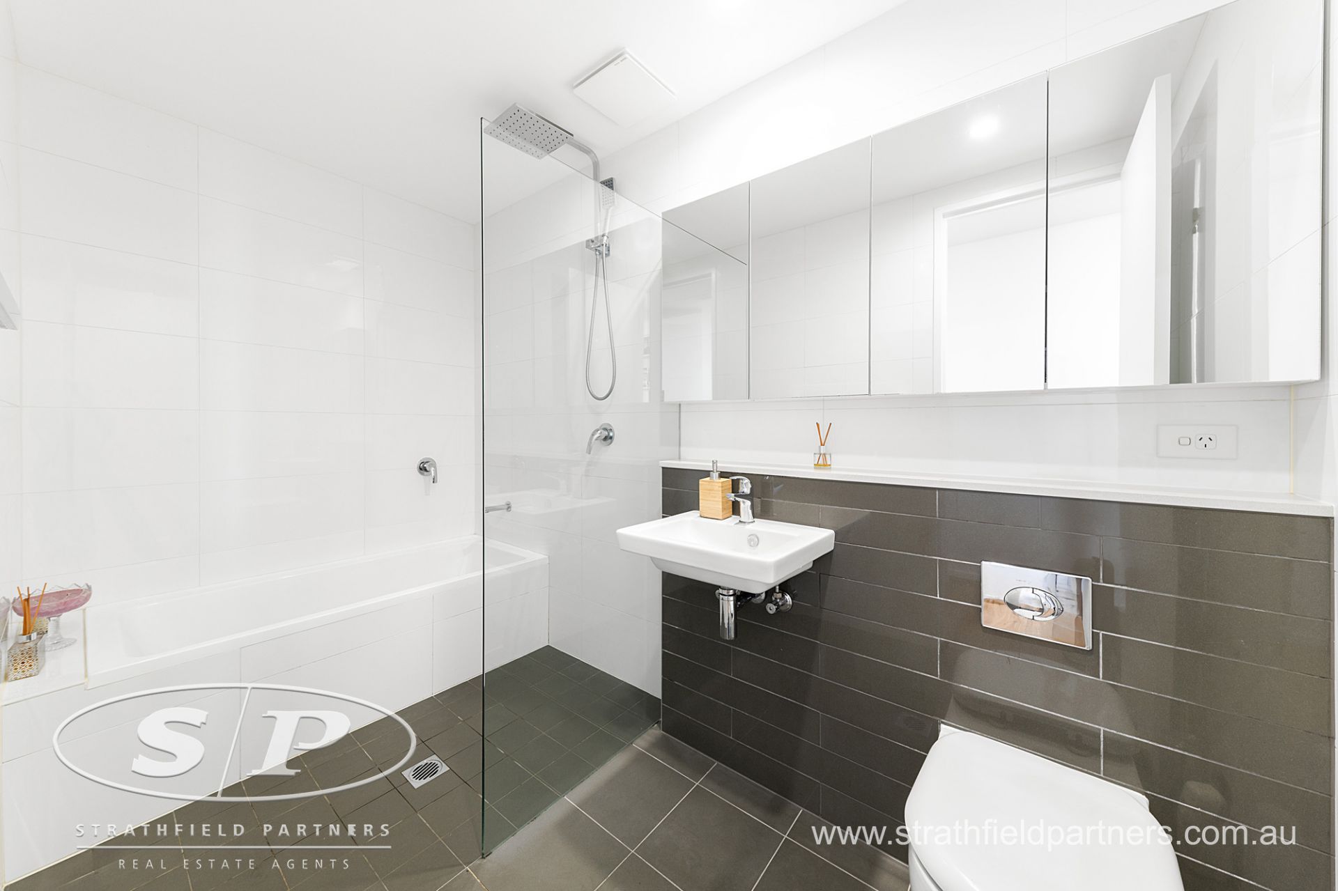 602/8 Parramatta Road, Strathfield, Strathfield - Thumbnail 8