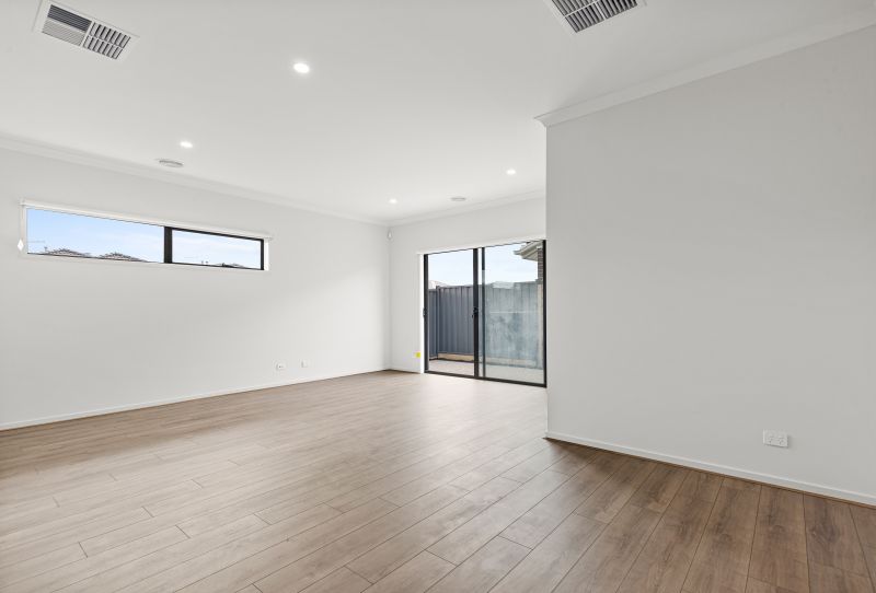 8 Playles Way, Wollert