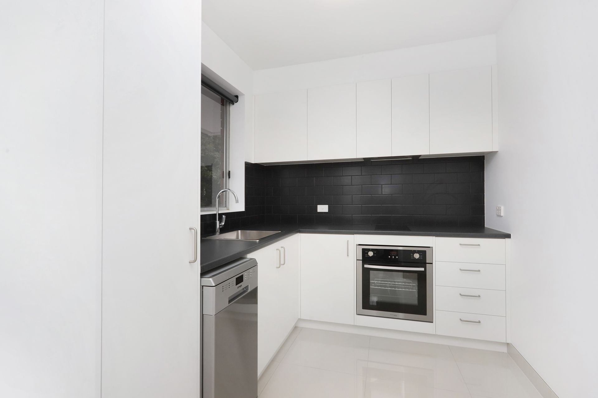 9/32 Macpherson Street Footscray VIC, Footscray - Thumbnail 7