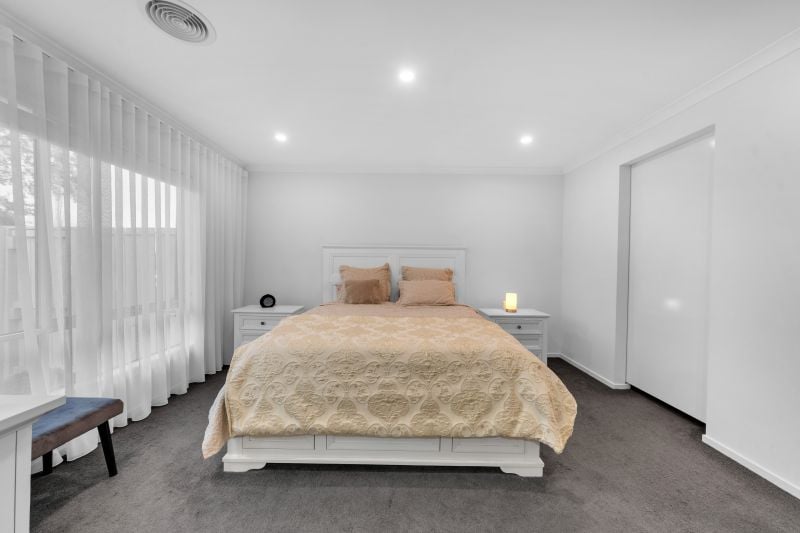 5 Devizes Drive, Wollert