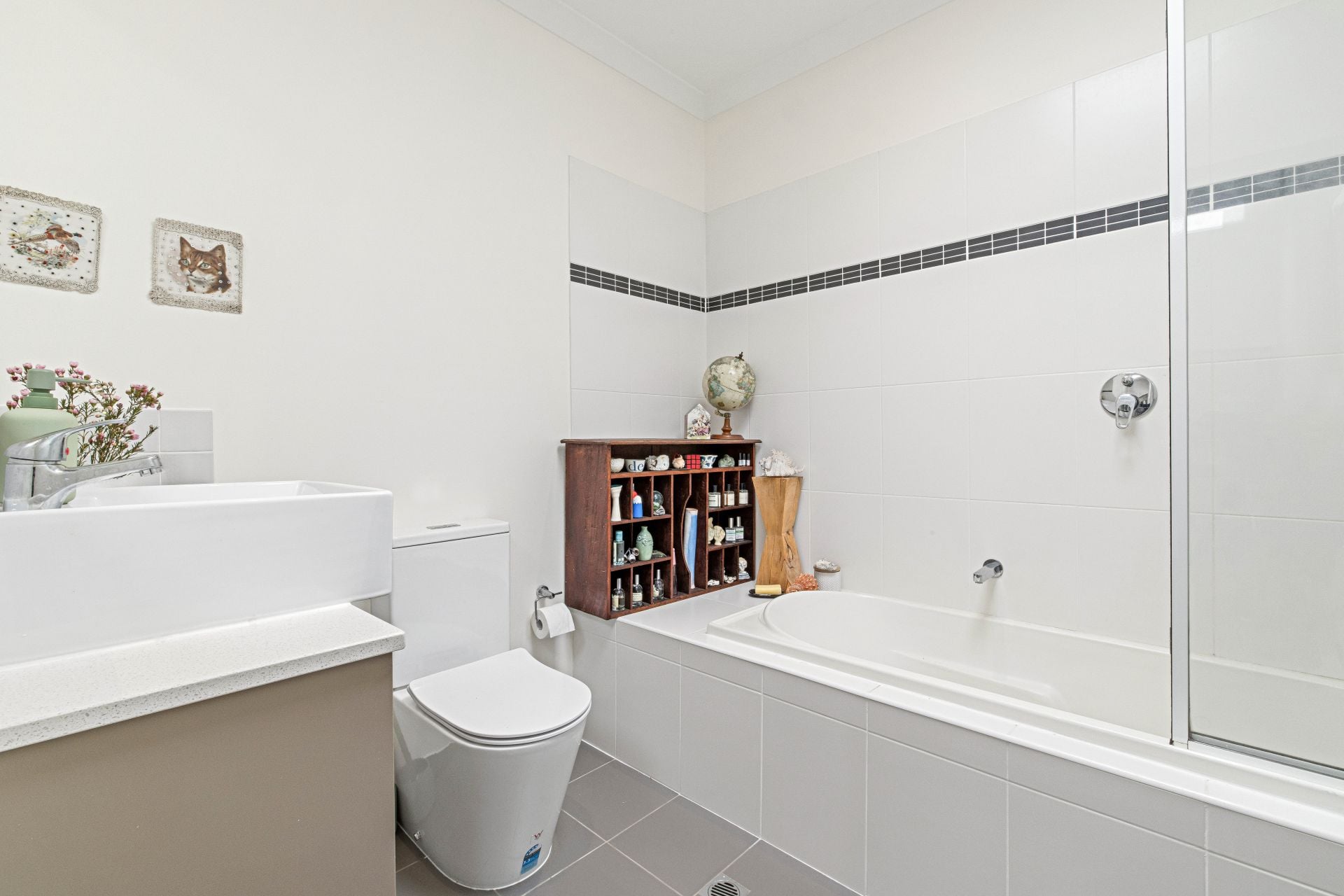 Effortless Living In A Lifestyle Location