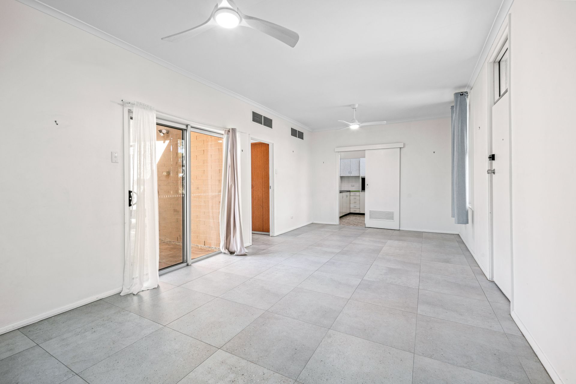 34 Coolibah Crescent East Side NT, East Side - Thumbnail 4