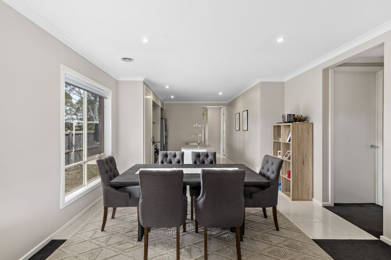 2 Rotino Crescent, Lalor