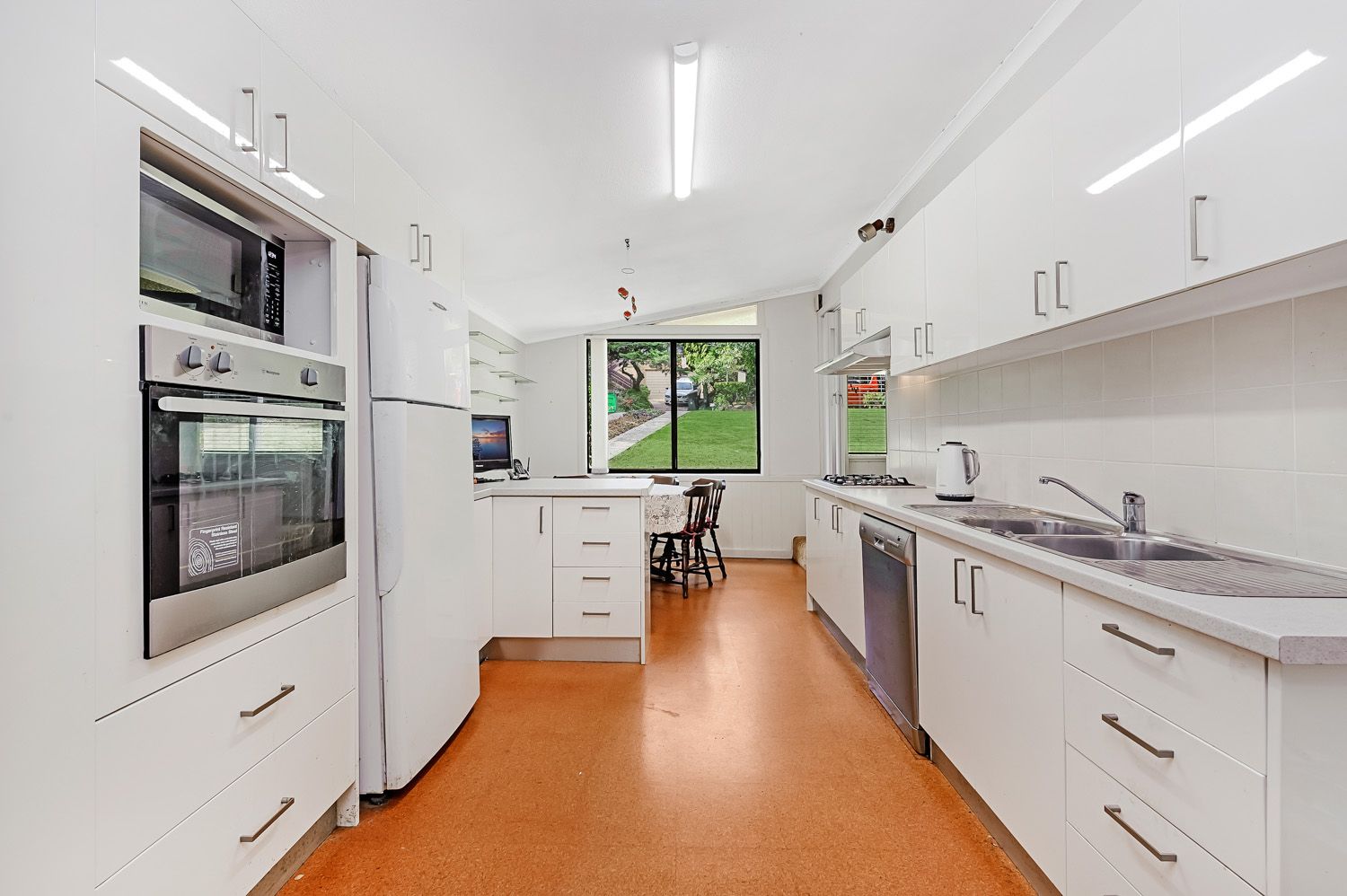 39 Currawong Avenue, Normanhurst, Normanhurst - Thumbnail 3