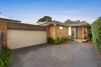 4/13 Lucerne Avenue, Mornington VIC, Mornington - Image 1