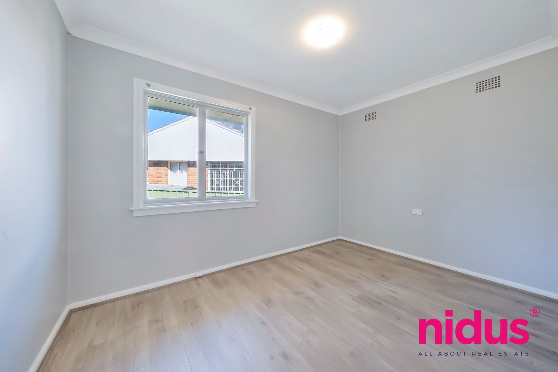 2 Feramin Avenue Whalan NSW, Whalan - Thumbnail 4