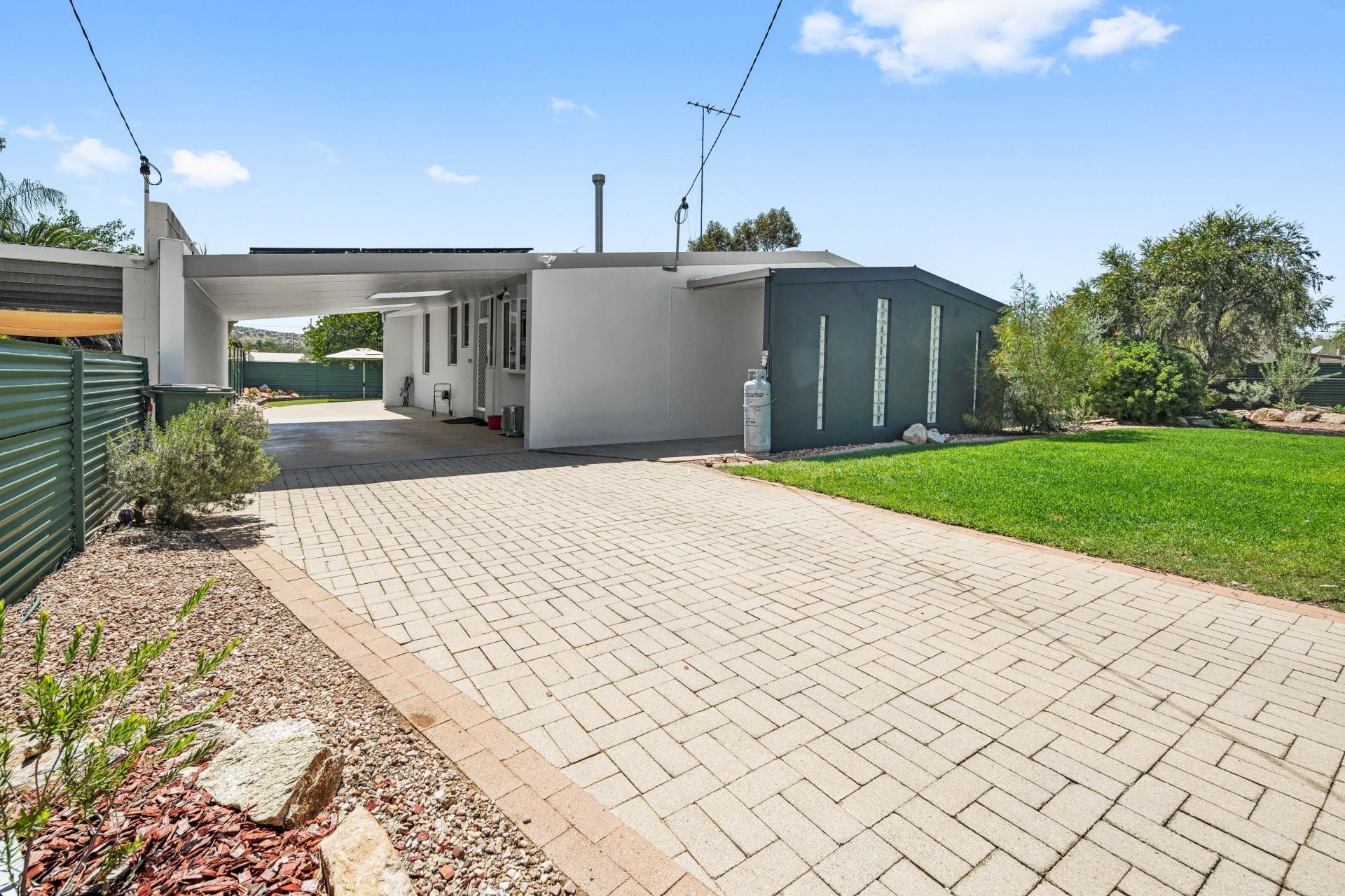 66 Lackman Terrace Braitling NT, Braitling - Thumbnail 2