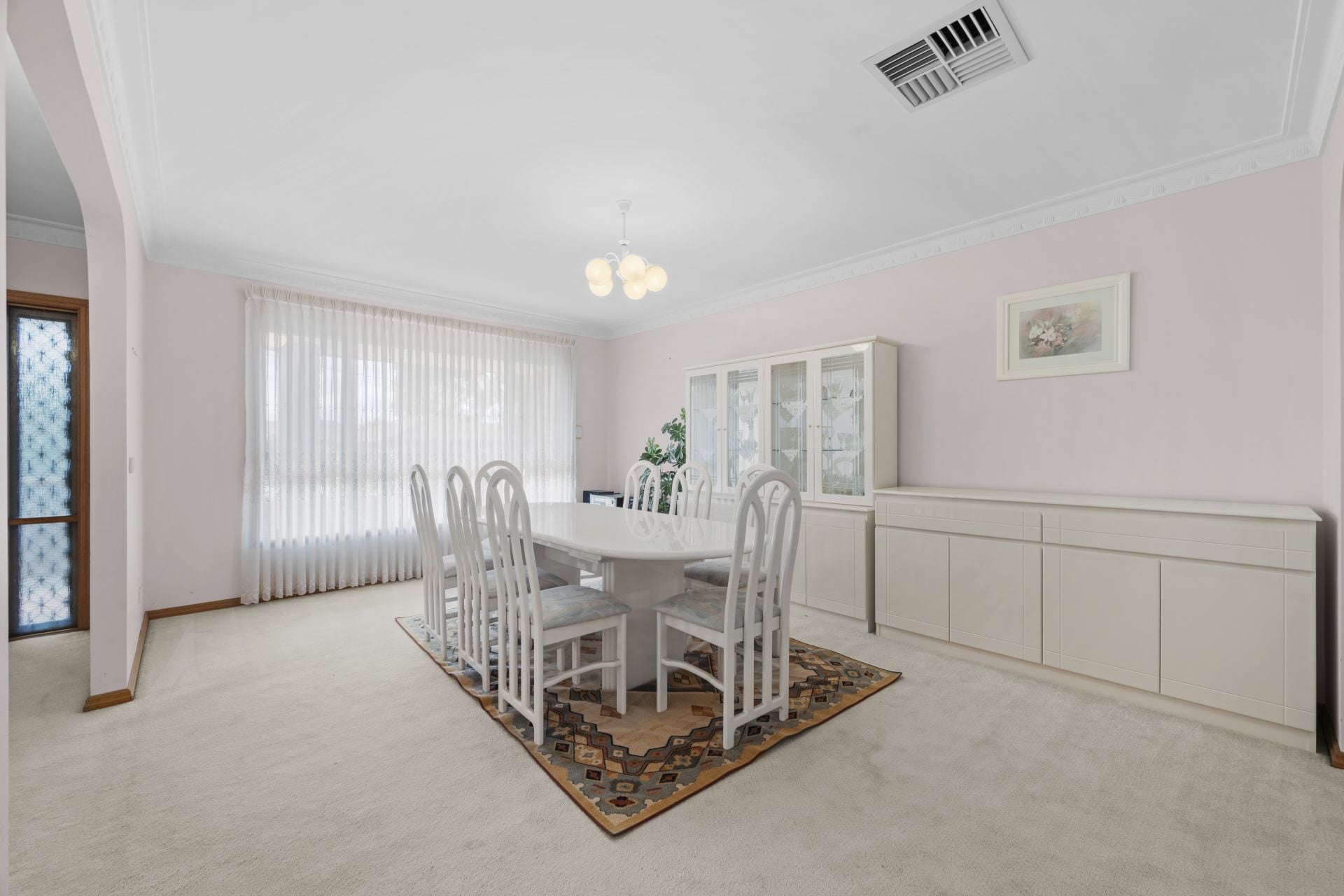 Established Family Living In A Prime Epping Location